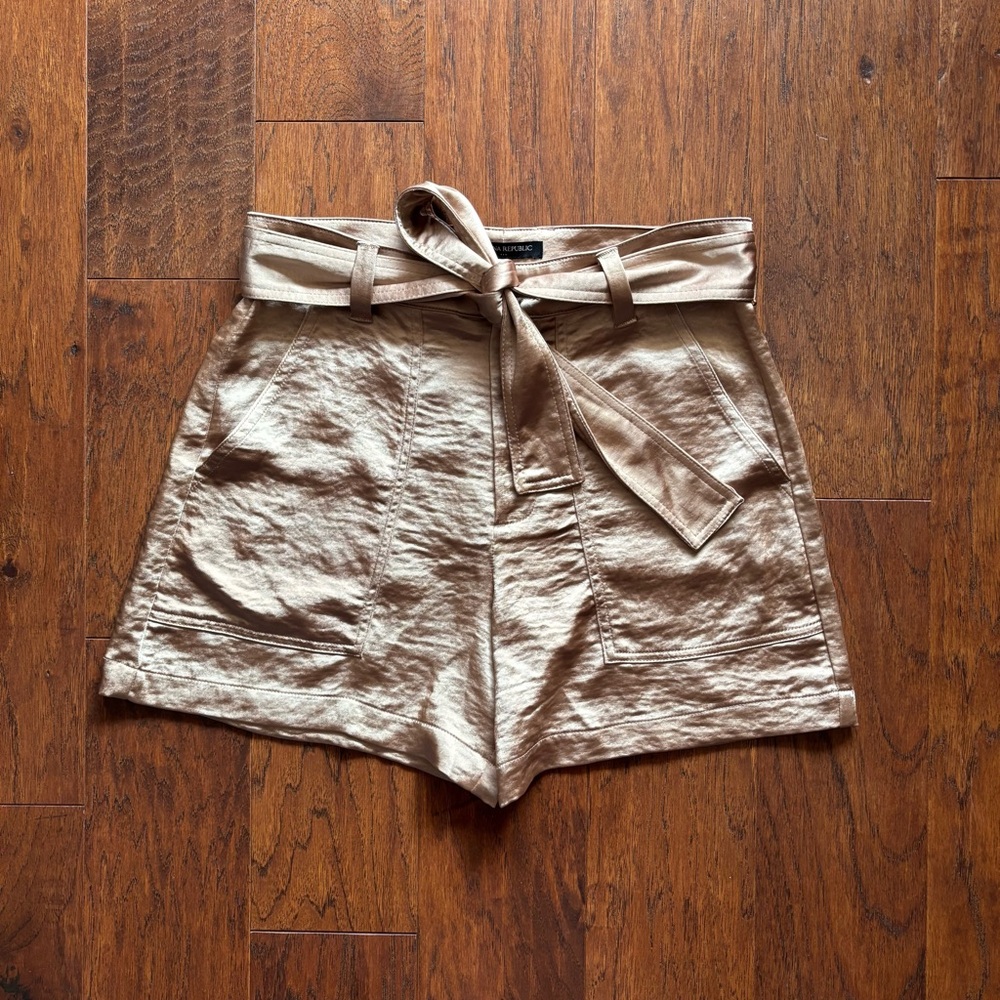 Banana Republic Copper Satin Utility Shorts – 16IN W - Picture 6 of 6